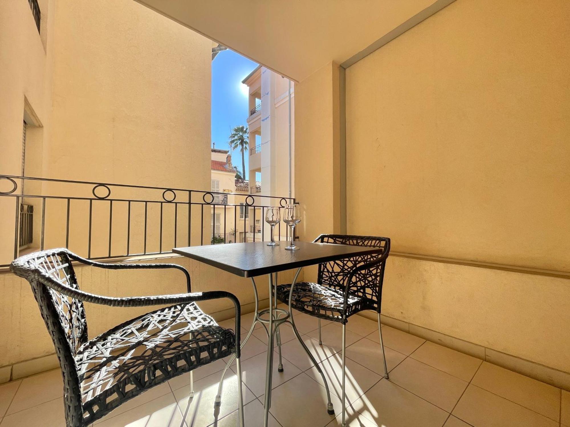 Le Vieux Port Apartments Cannes Exterior foto