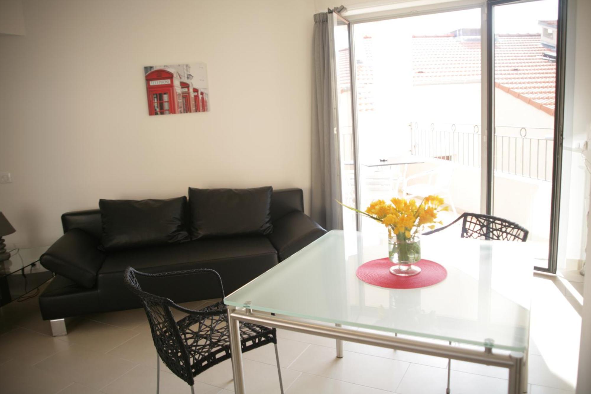 Le Vieux Port Apartments Cannes Zimmer foto